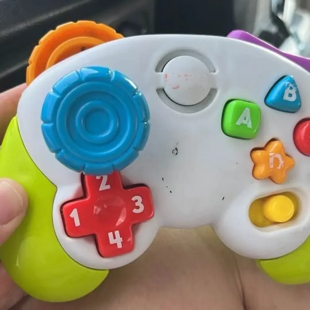 Fisher-Price Laugh & Learn Game & Learn Controller